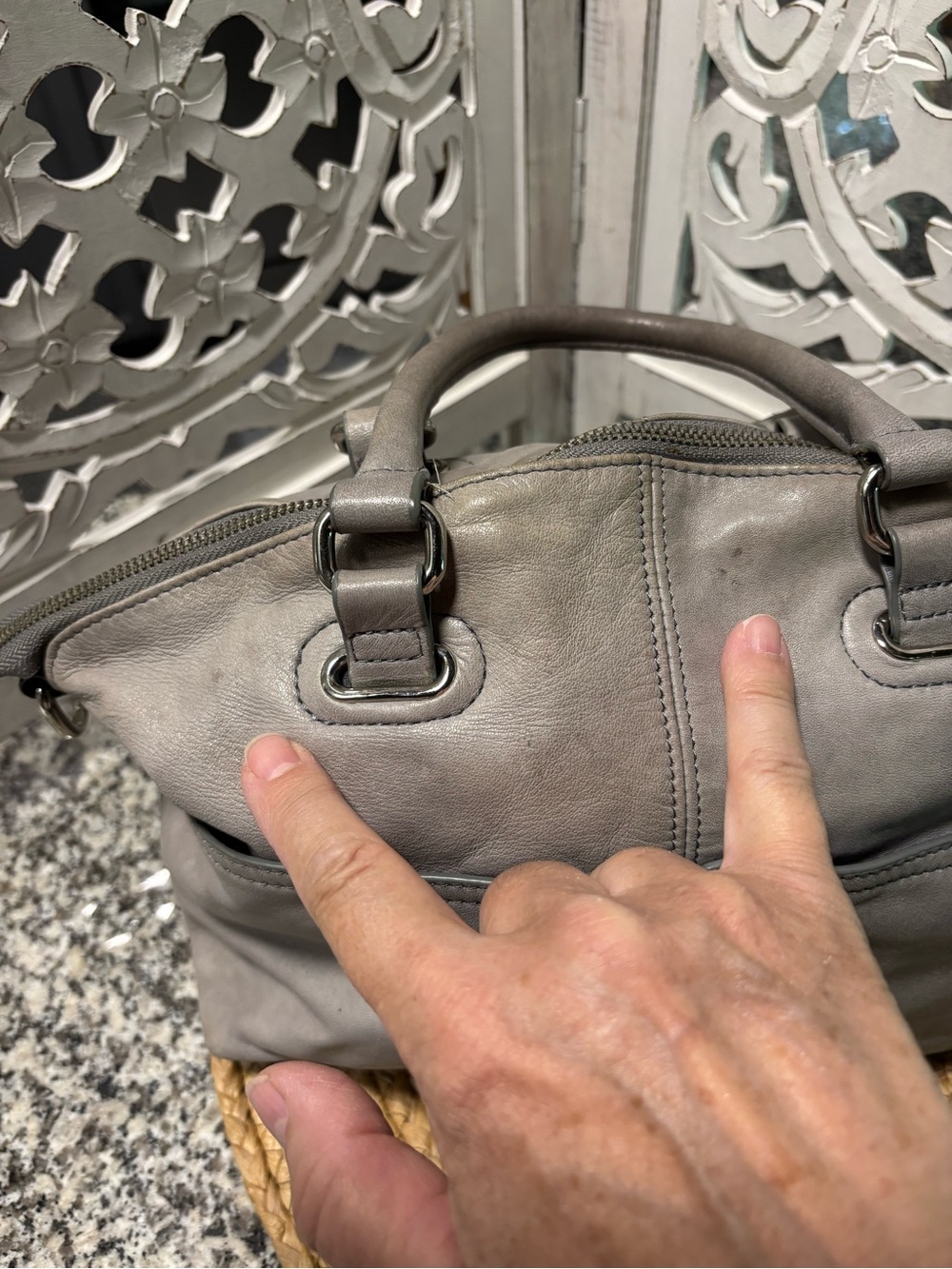 Danier Grey Leather Duffel Satchel - Picture 6 of 14